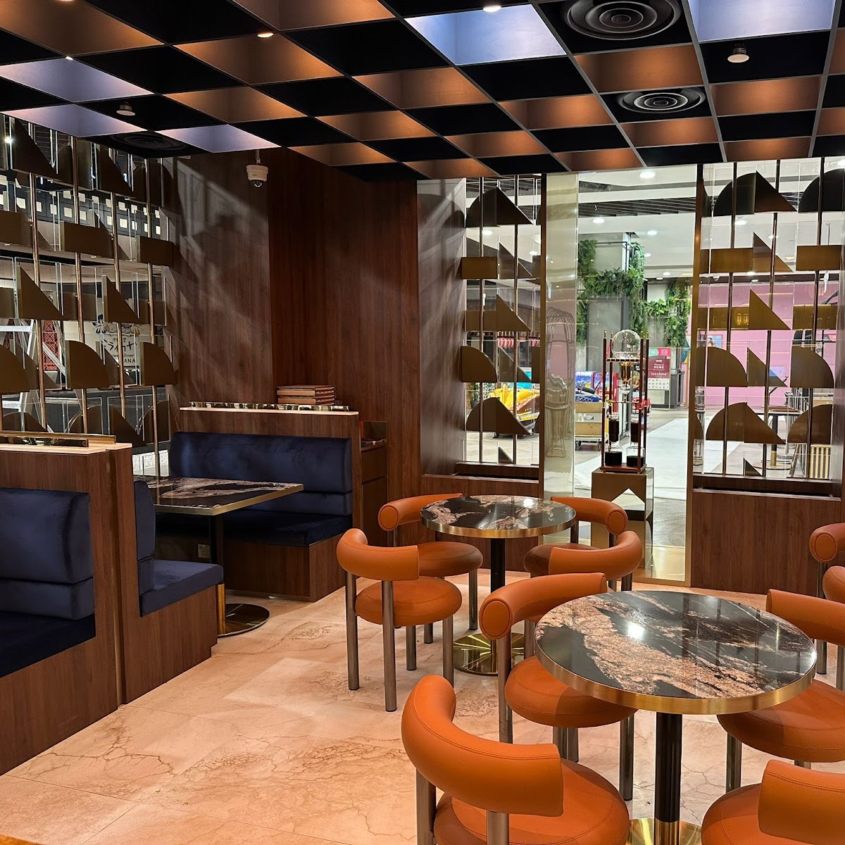 Tcc - The Connoisseur Concerto (Great World City)